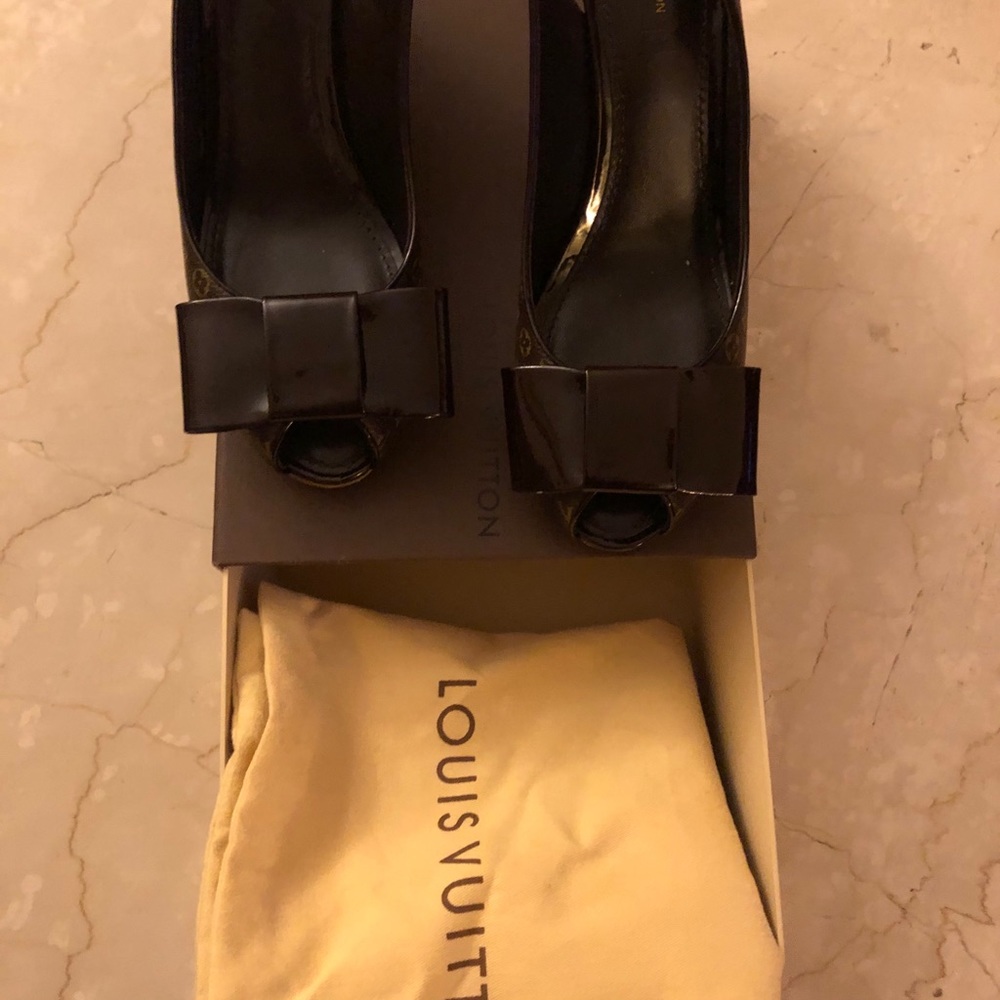 Louis Vuitton wedges